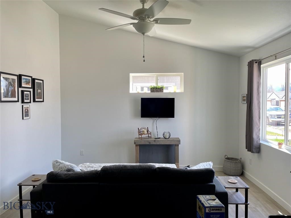 Montague - Residential