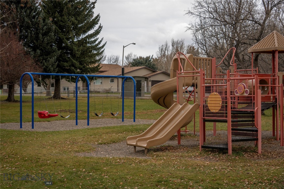 Montague - Residential