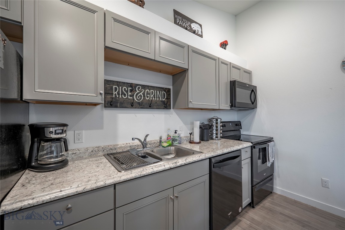 Montague - Residential