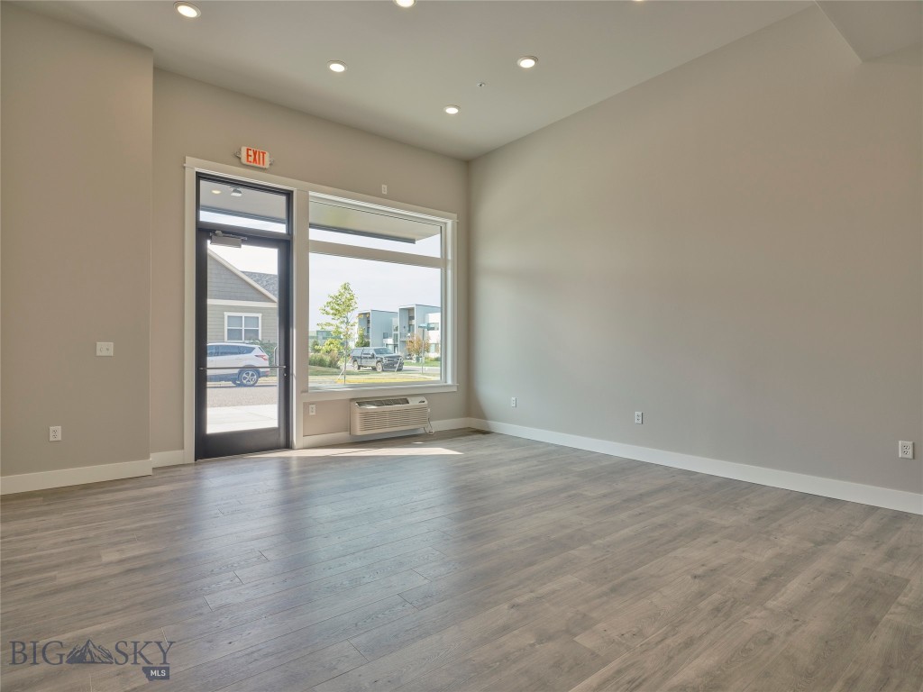 Baxter Meadows - Commercial Lease