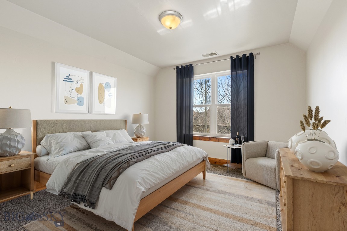 Cottage Park Lane Condos - Residential