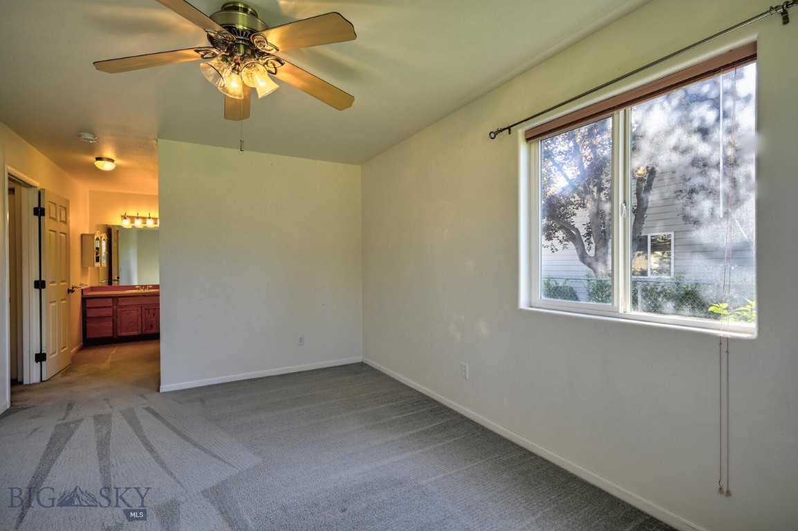 Manhattan, Montana 59741, United States, 3 Bedrooms Bedrooms, ,2 BathroomsBathrooms,Residential,Active,161695