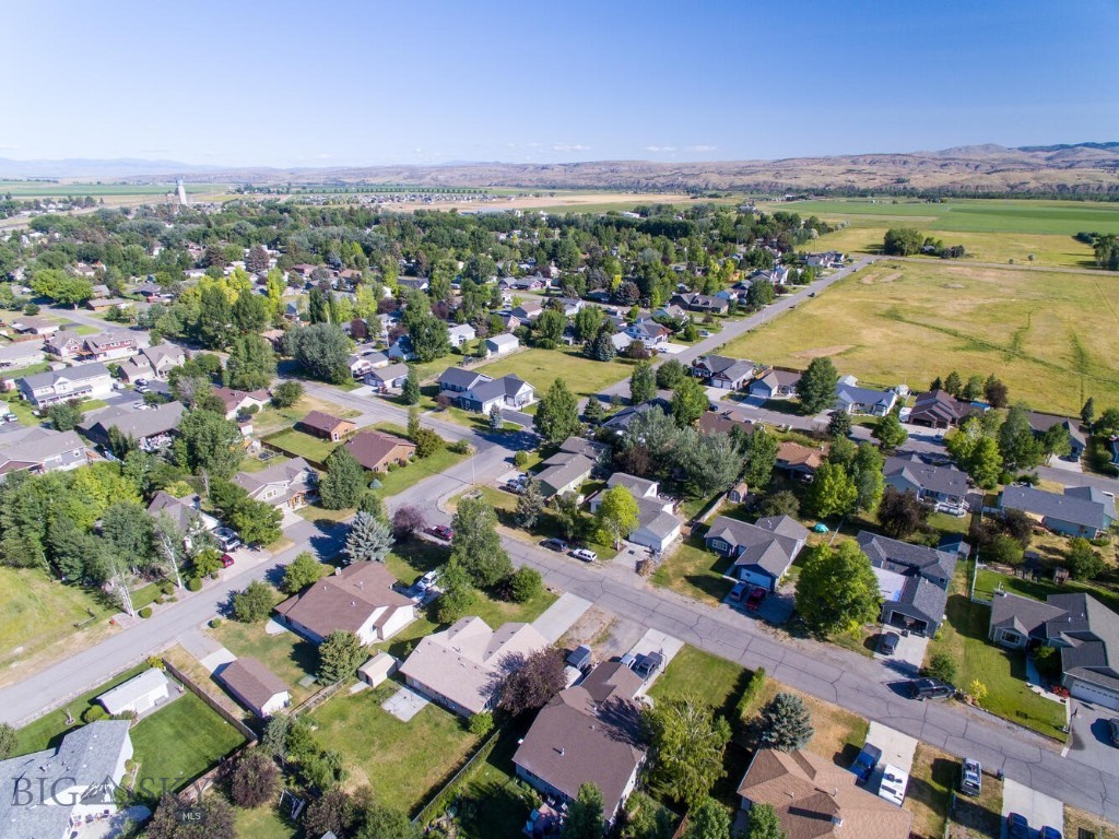 Manhattan, Montana 59741, United States, 3 Bedrooms Bedrooms, ,2 BathroomsBathrooms,Residential,Active,161695