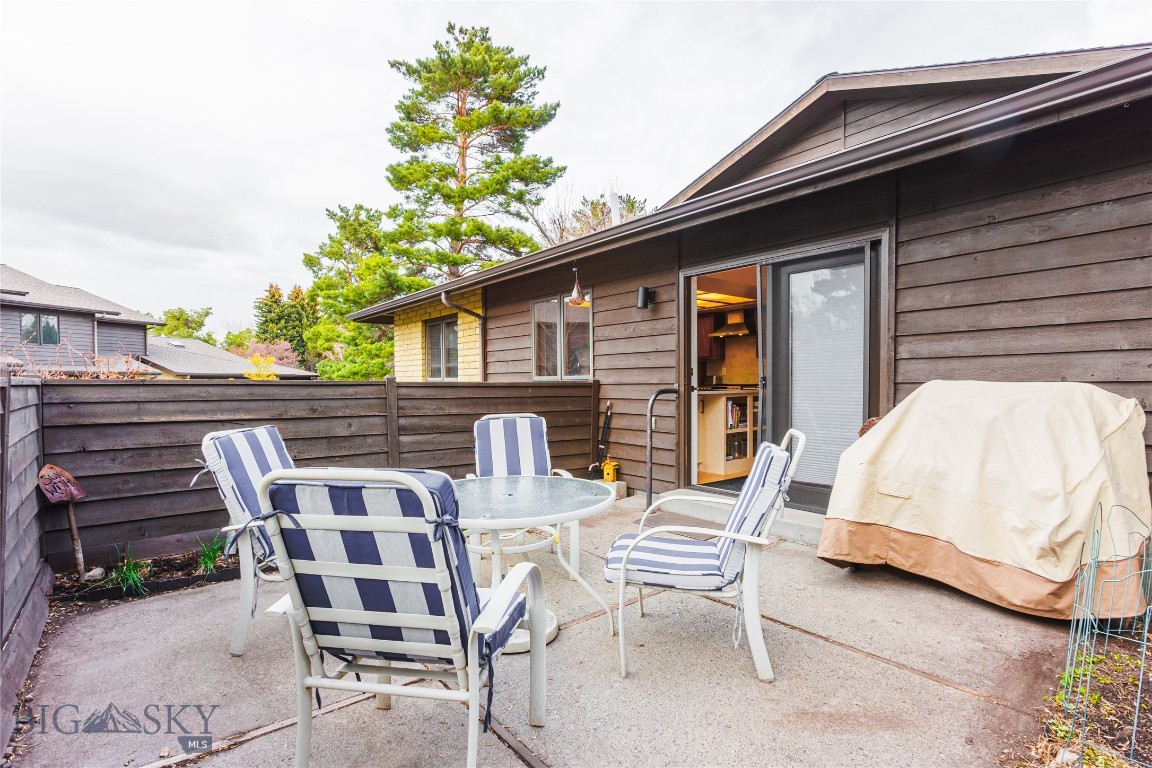 Woodbrook Townhome - Residential