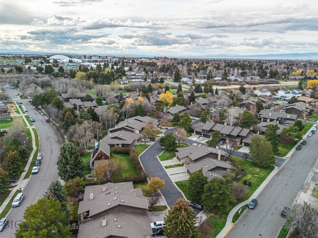 Woodbrook Townhome - Residential