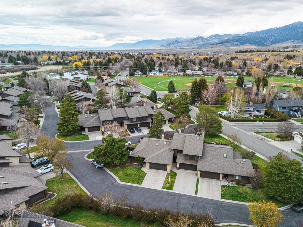 Woodbrook Townhome - Residential