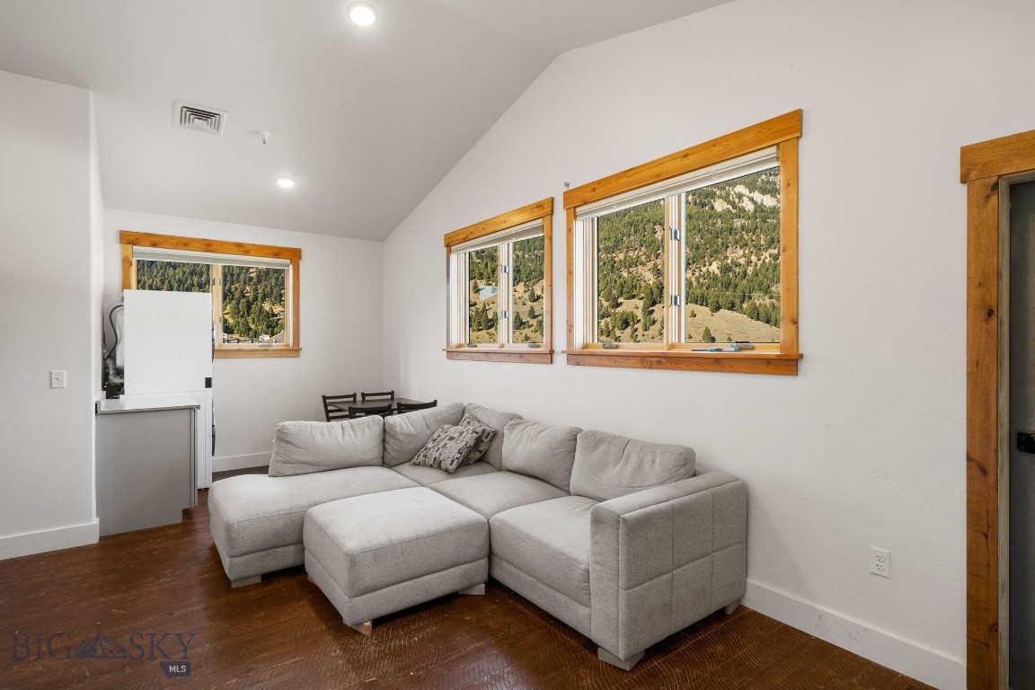 Meadow Village - Commercial Sale