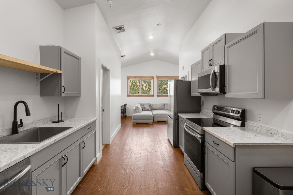 Meadow Village - Commercial Sale