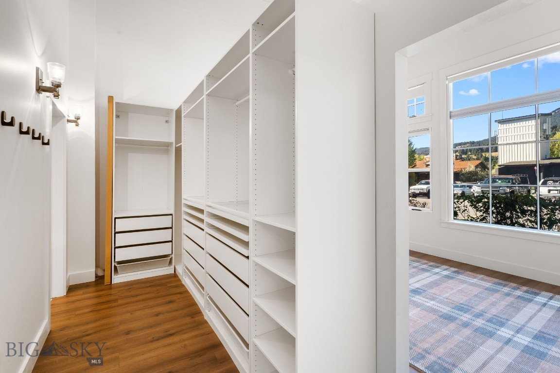 Meadow Village - Commercial Sale