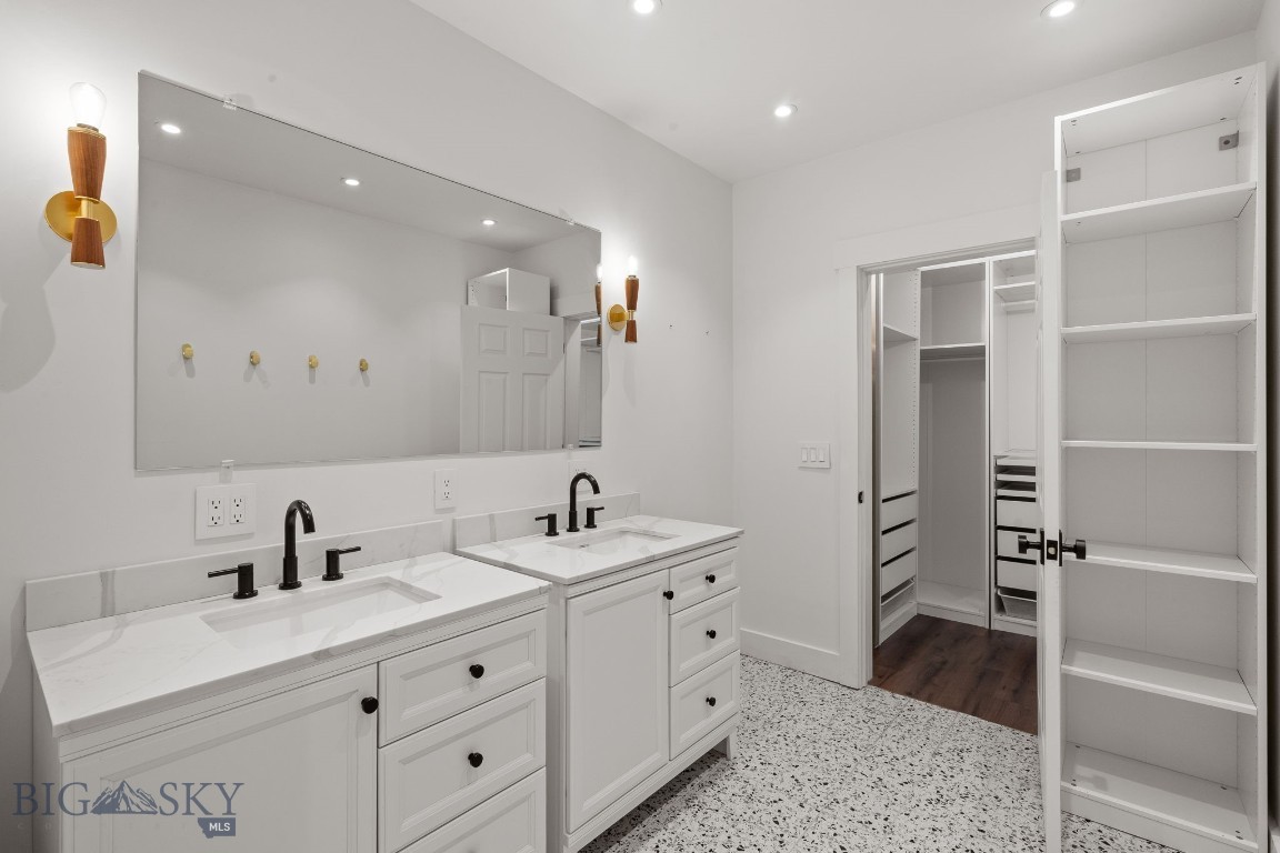 Meadow Village - Commercial Sale