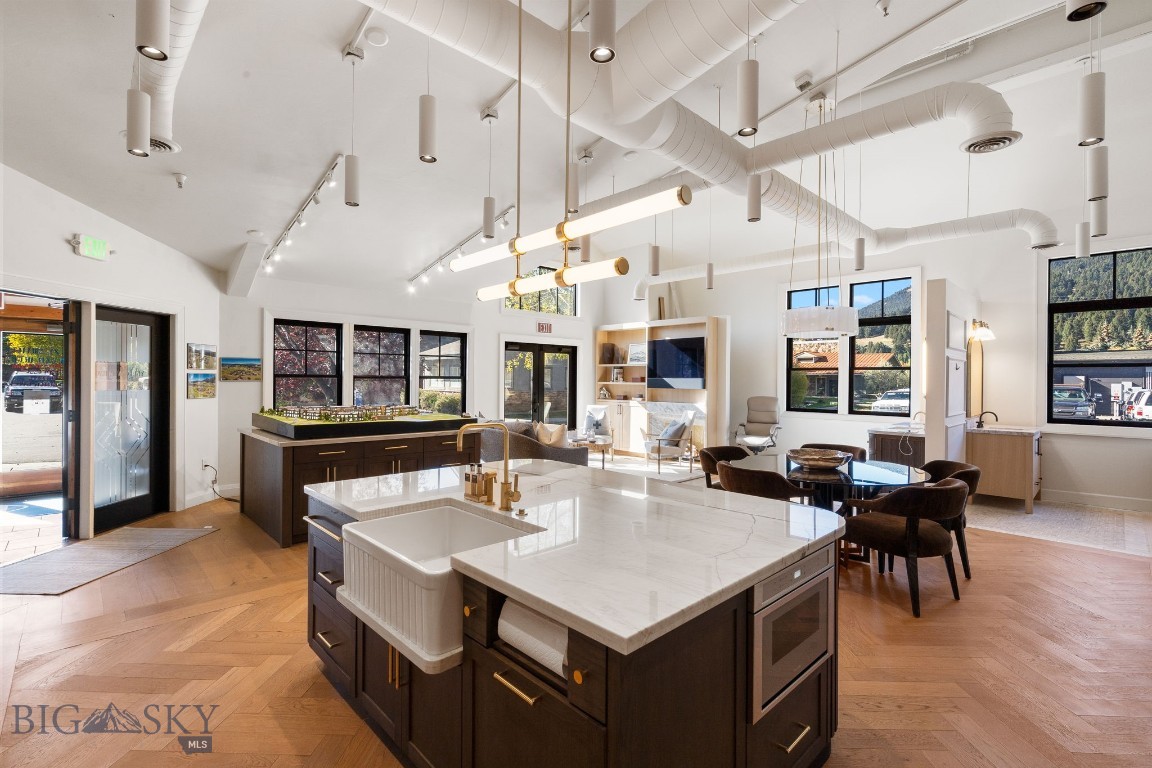 Meadow Village - Commercial Sale