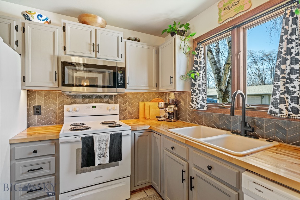 Tanglewood Condo - Residential