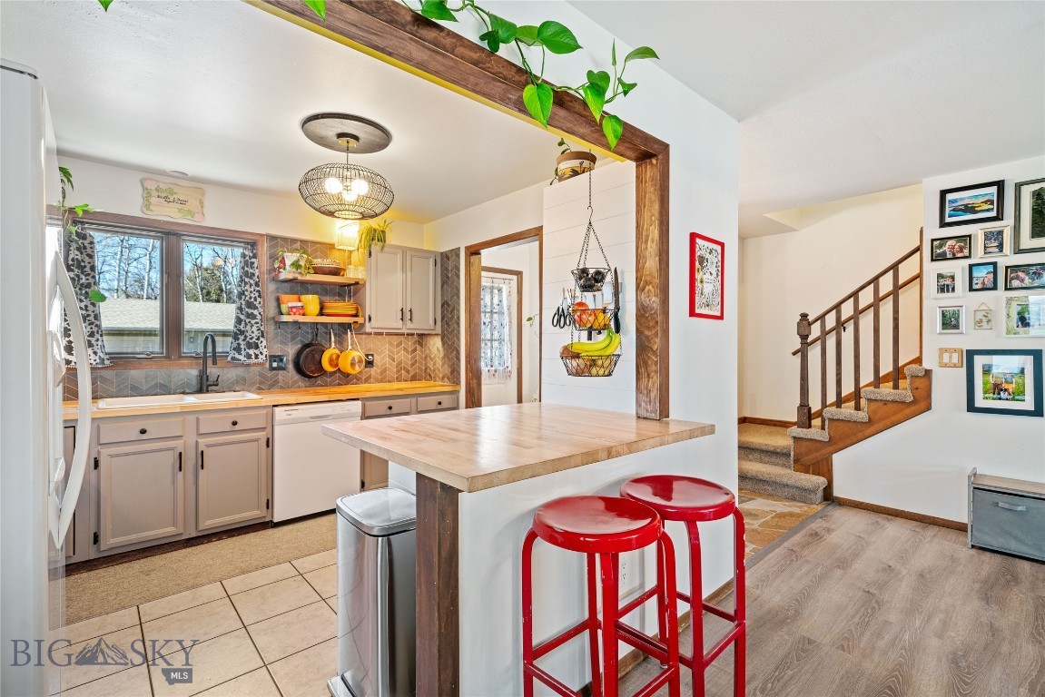 Tanglewood Condo - Residential