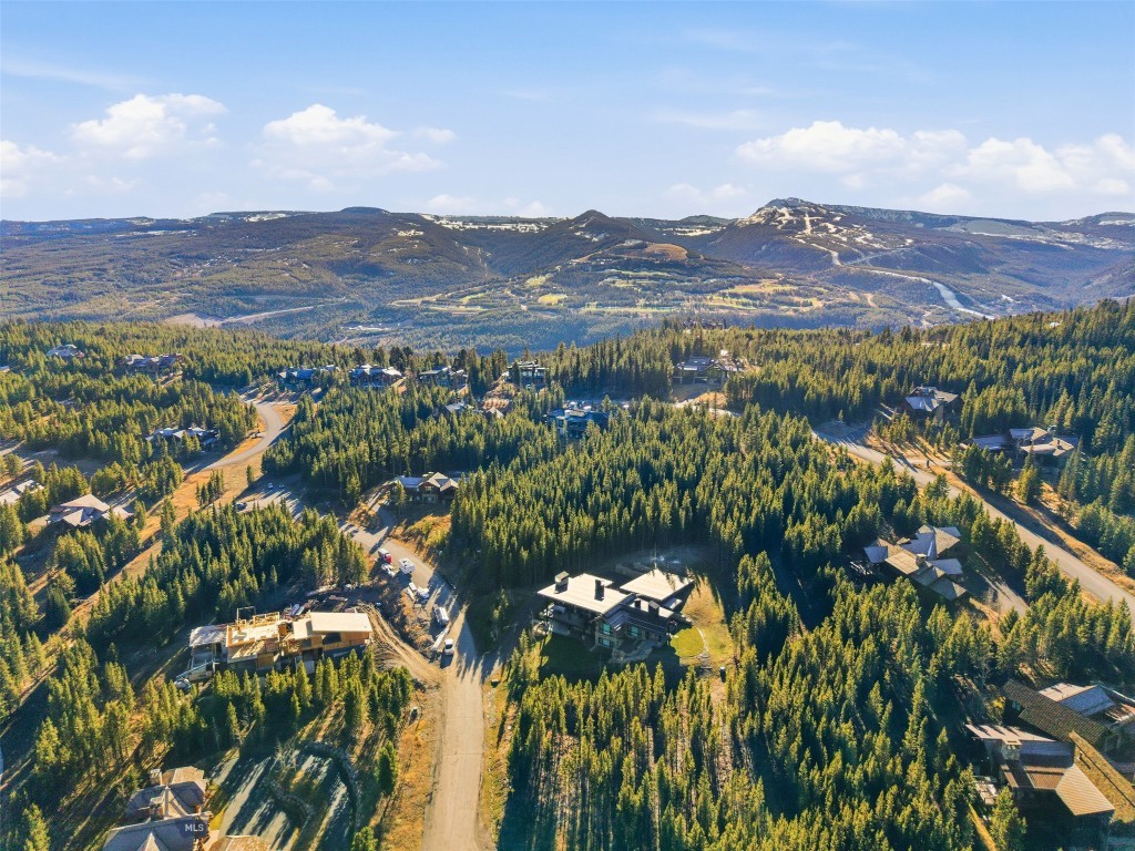 Elkridge Neighborhood - Land