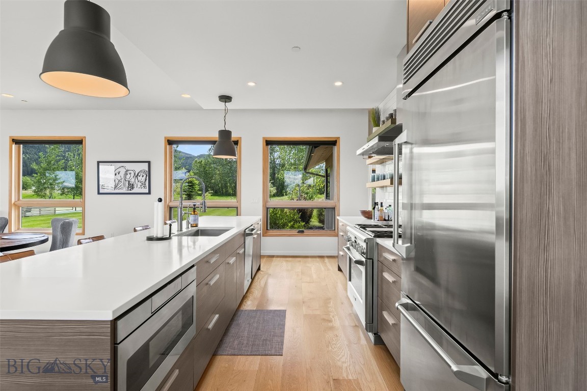 280 Hyalite View Drive