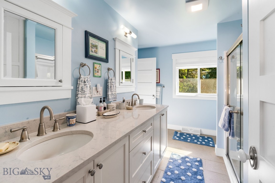 Bozeman, Montana 59715, United States, 3 Bedrooms Bedrooms, ,2 BathroomsBathrooms,Residential,Pending,39760