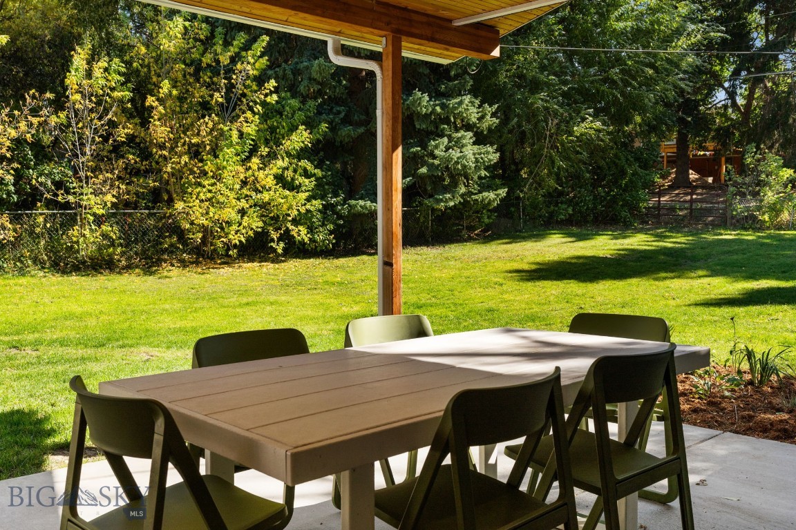 Bozeman, Montana 59715, United States, 3 Bedrooms Bedrooms, ,2 BathroomsBathrooms,Residential,Pending,39760