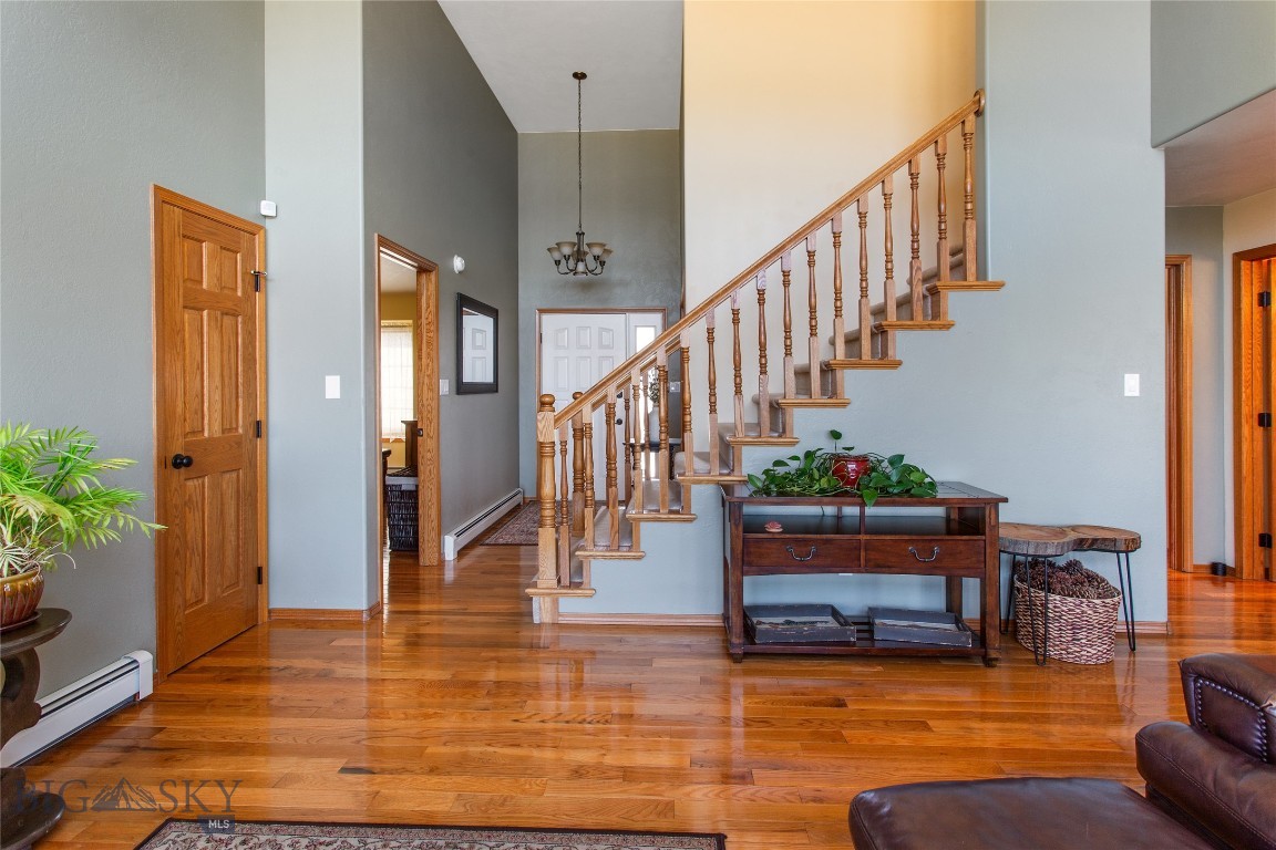 Butte, Montana 59701, United States, 5 Bedrooms Bedrooms, ,4 BathroomsBathrooms,Residential,Contingent,111037