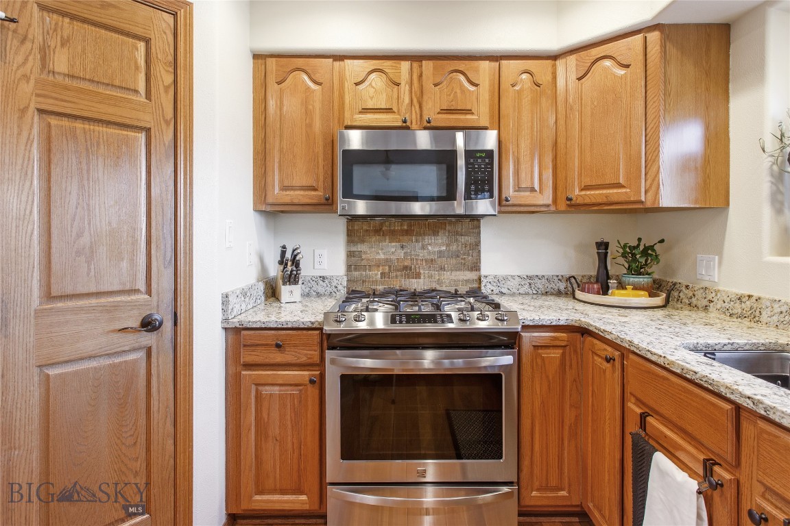 Butte, Montana 59701, United States, 5 Bedrooms Bedrooms, ,4 BathroomsBathrooms,Residential,Contingent,111037