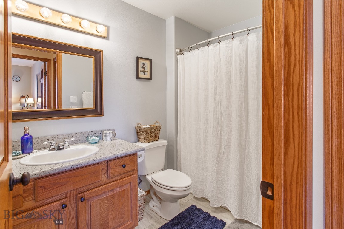 Butte, Montana 59701, United States, 5 Bedrooms Bedrooms, ,4 BathroomsBathrooms,Residential,Contingent,111037