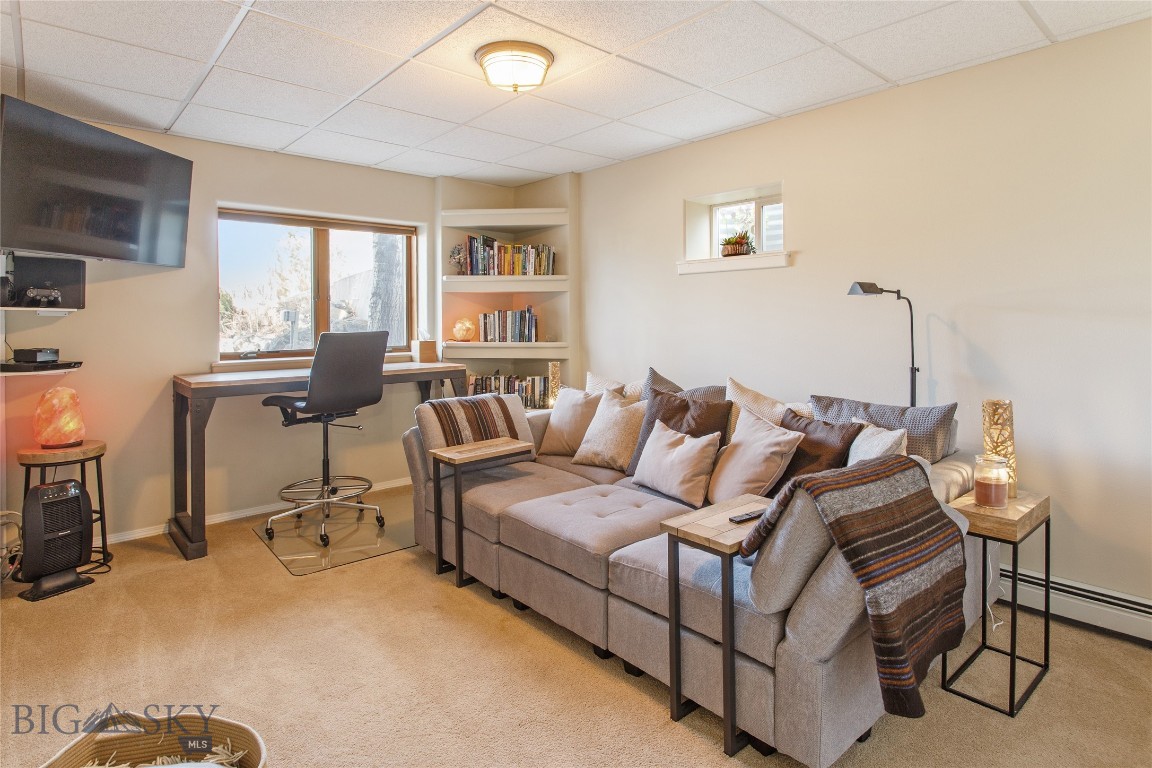 Butte, Montana 59701, United States, 5 Bedrooms Bedrooms, ,4 BathroomsBathrooms,Residential,Contingent,111037