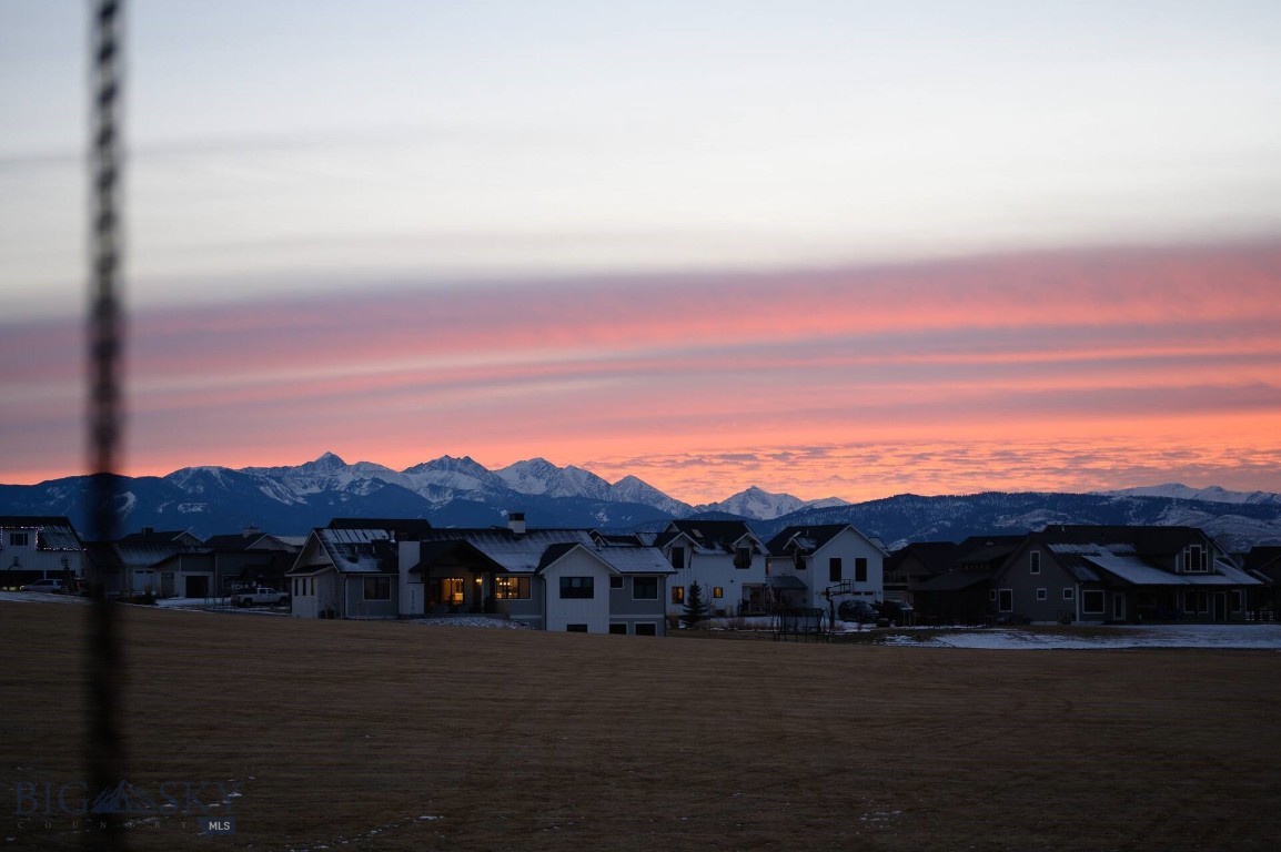 Middle Creek Parklands - Residential