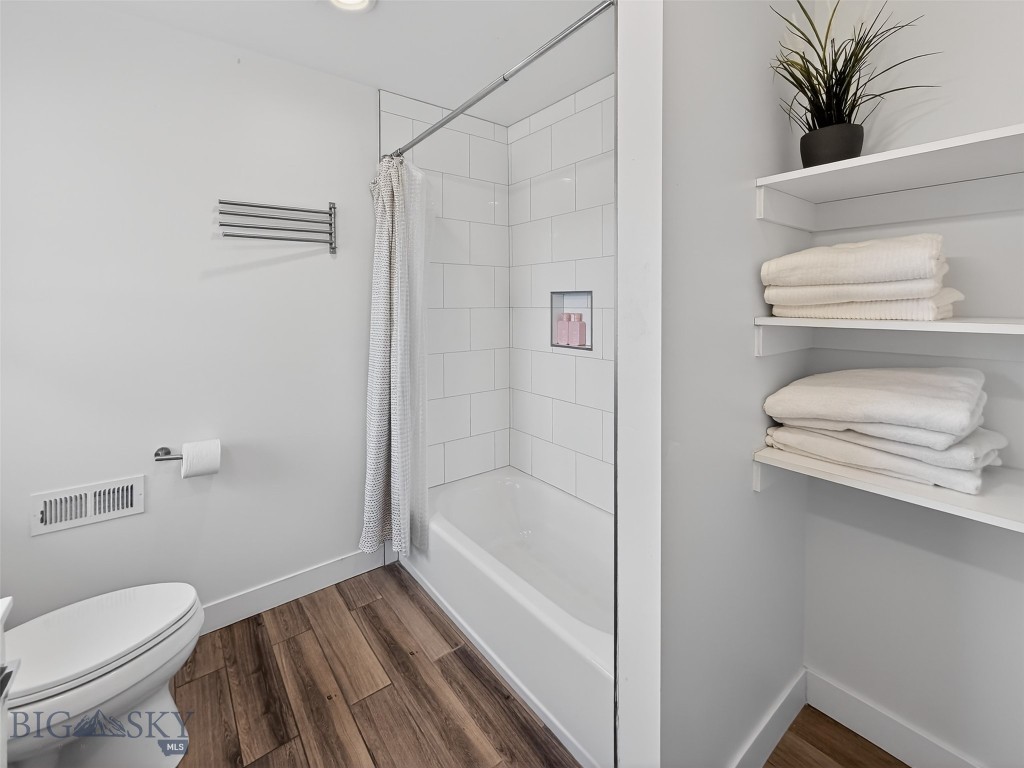 Middle Creek Parklands - Residential