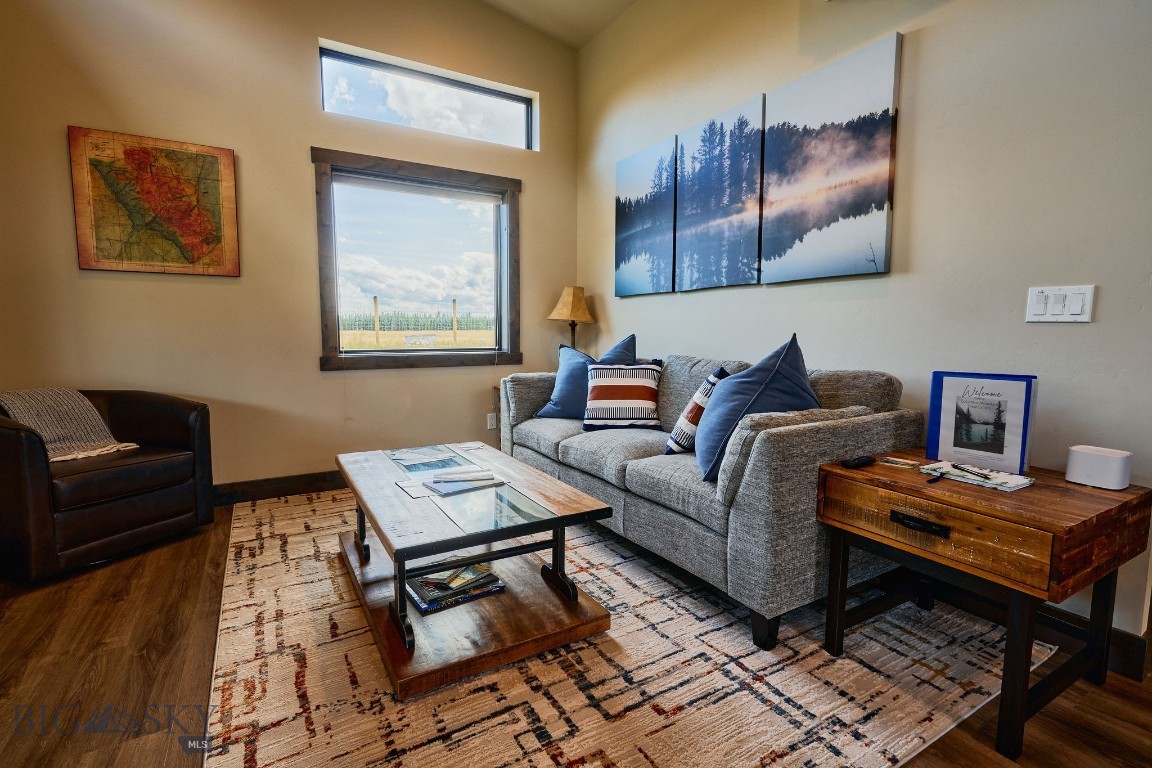 2360 MT Hwy 206