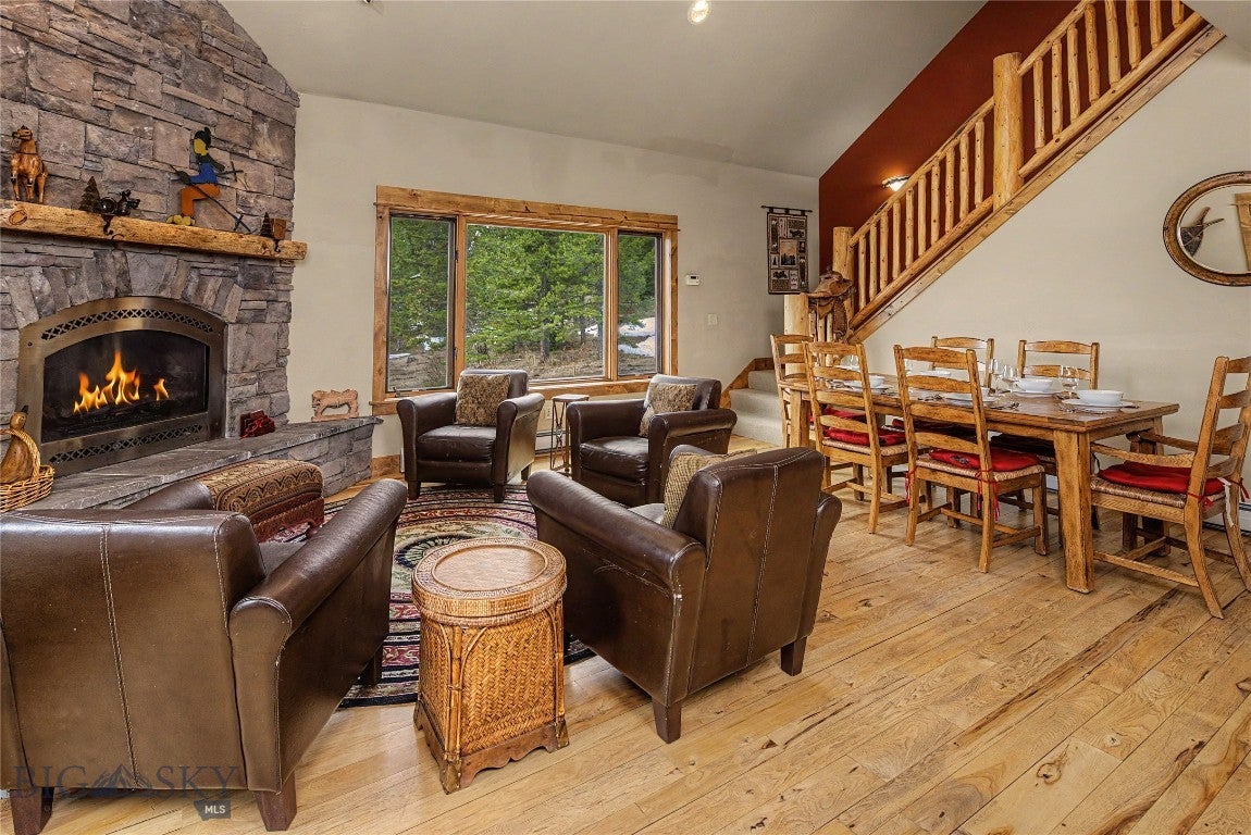 28 White Otter Road