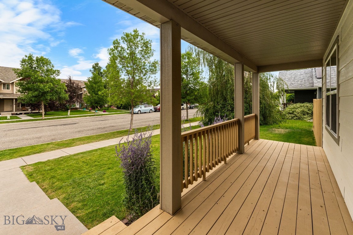 Bozeman, Montana 59718, United States, 3 Bedrooms Bedrooms, ,3 BathroomsBathrooms,Residential,Pending,206694