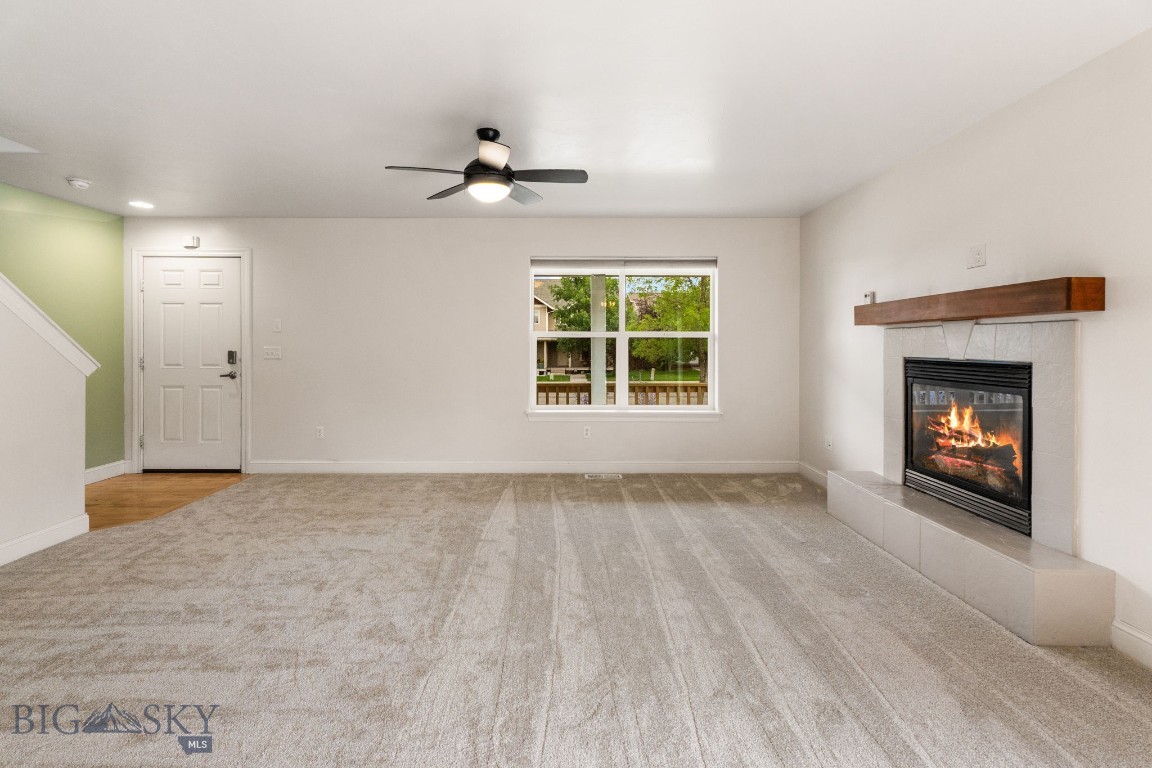 Bozeman, Montana 59718, United States, 3 Bedrooms Bedrooms, ,3 BathroomsBathrooms,Residential,Pending,206694