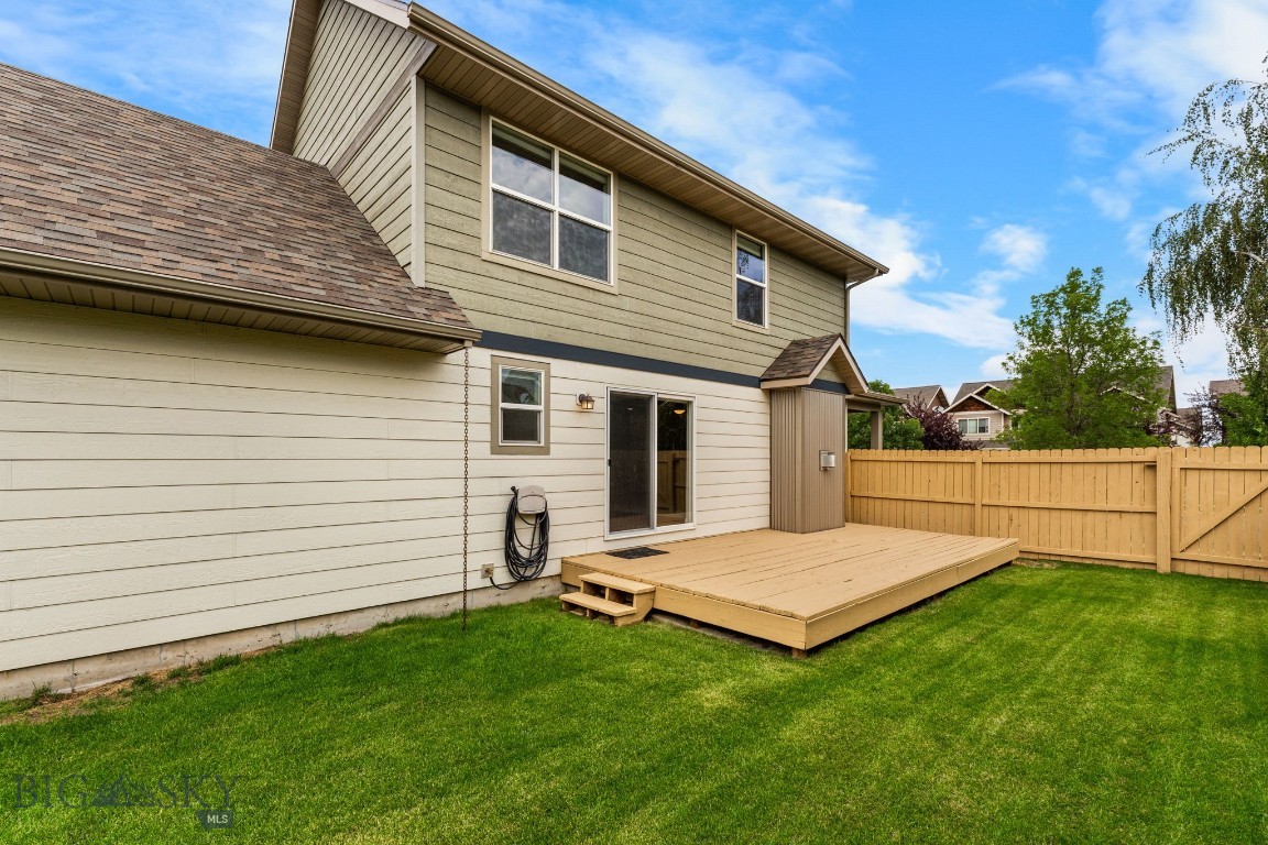 Bozeman, Montana 59718, United States, 3 Bedrooms Bedrooms, ,3 BathroomsBathrooms,Residential,Pending,206694