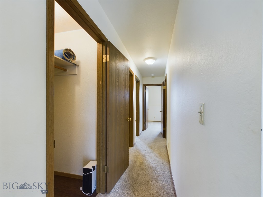 33 Arrowwood Drive