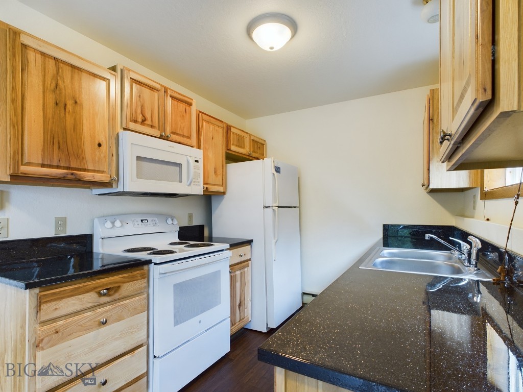 33 Arrowwood Drive