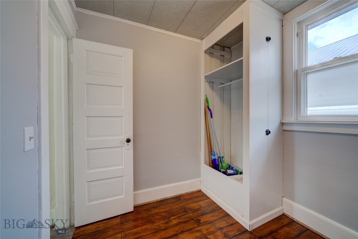 Belgrade, Montana 59714, United States, 2 Bedrooms Bedrooms, ,1 BathroomBathrooms,Residential,Pending,56946