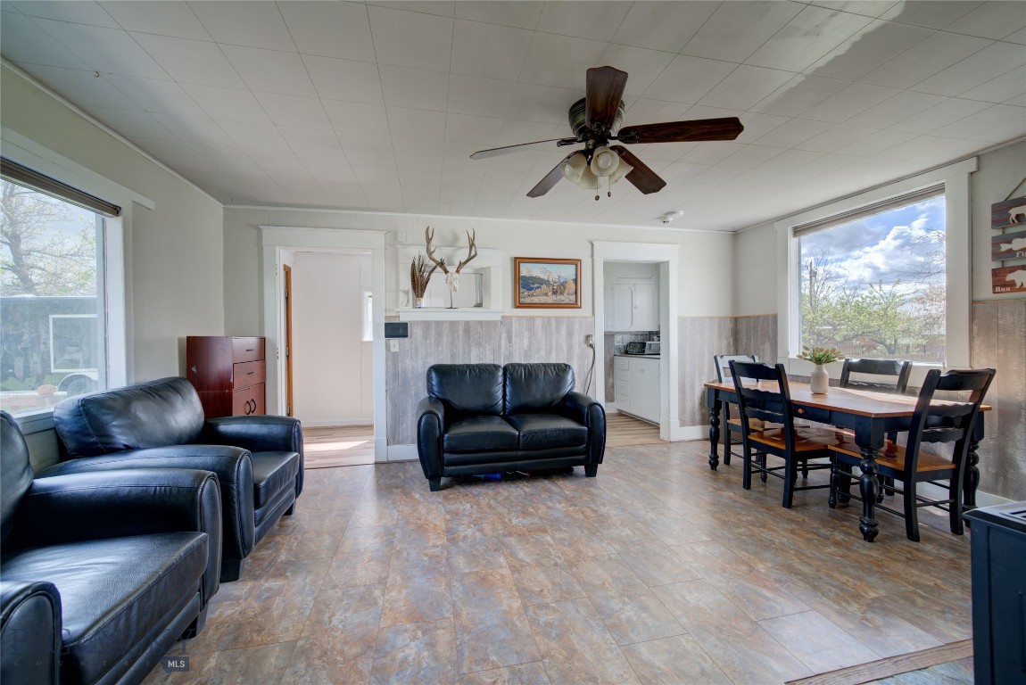 Belgrade, Montana 59714, United States, 2 Bedrooms Bedrooms, ,1 BathroomBathrooms,Residential,Pending,56946