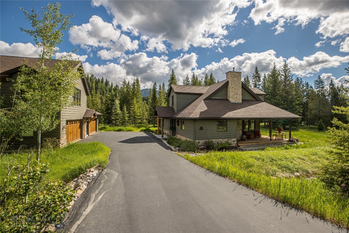 Aspen Groves - Residential