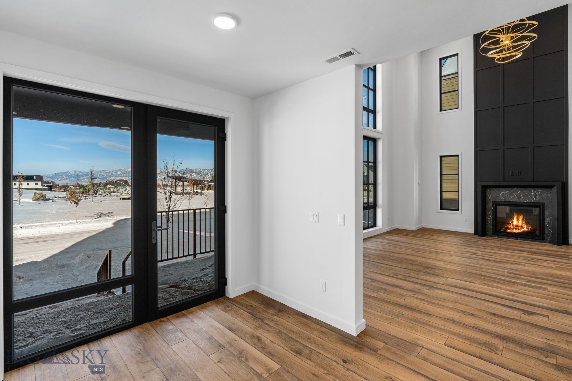 Bozeman, Montana 59718, United States, 4 Bedrooms Bedrooms, ,4 BathroomsBathrooms,Residential,Contingent,58557