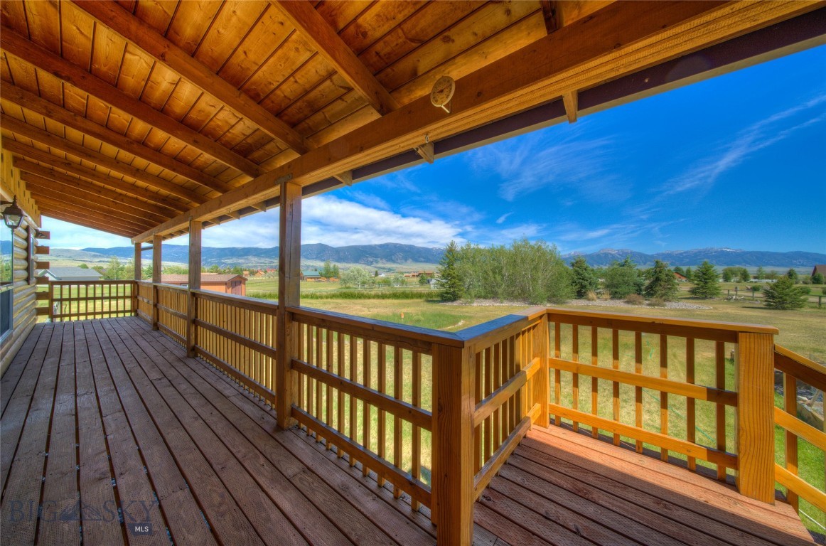 Troutdale - Residential