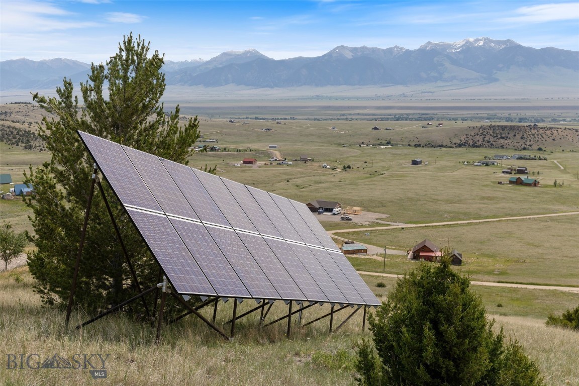 Shining Mountain Unit I - Residential