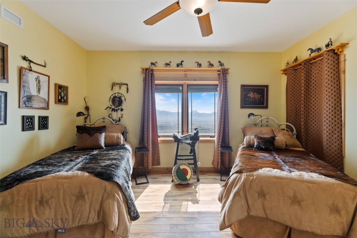 Shining Mountain Unit I - Residential