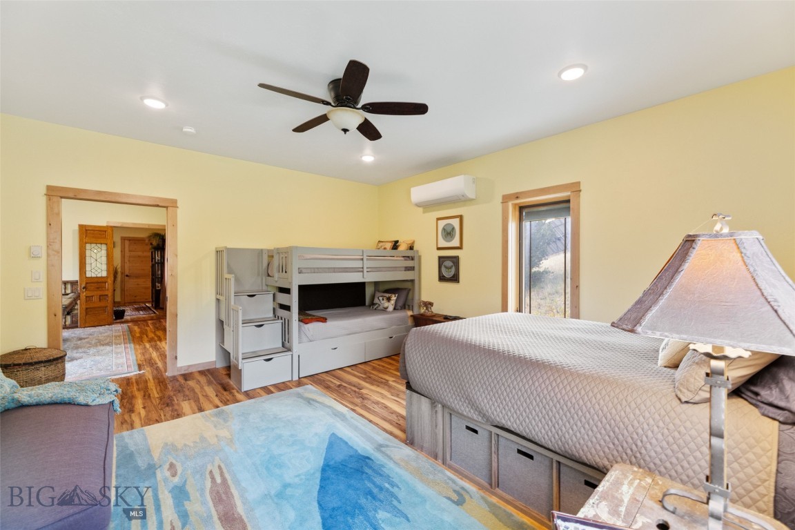 Shining Mountain Unit I - Residential