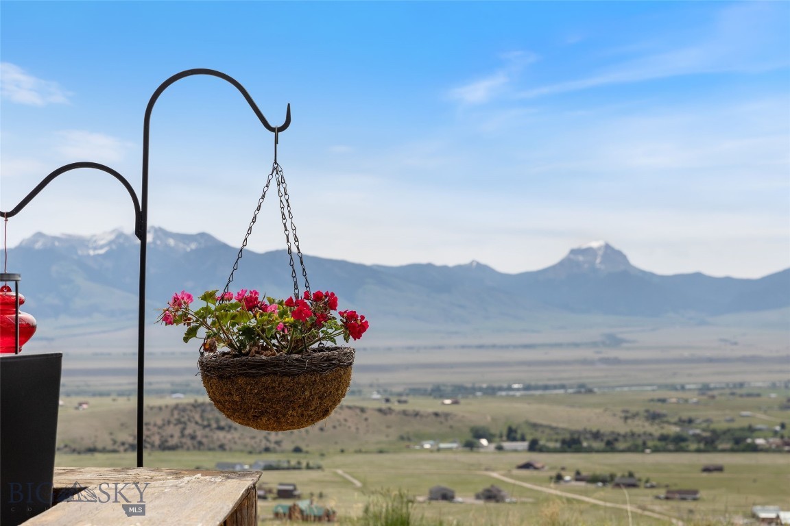 Shining Mountain Unit I - Residential