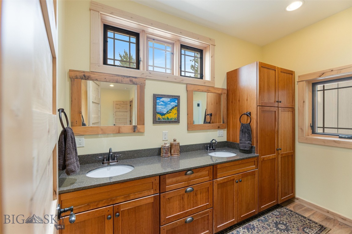 Shining Mountain Unit I - Residential