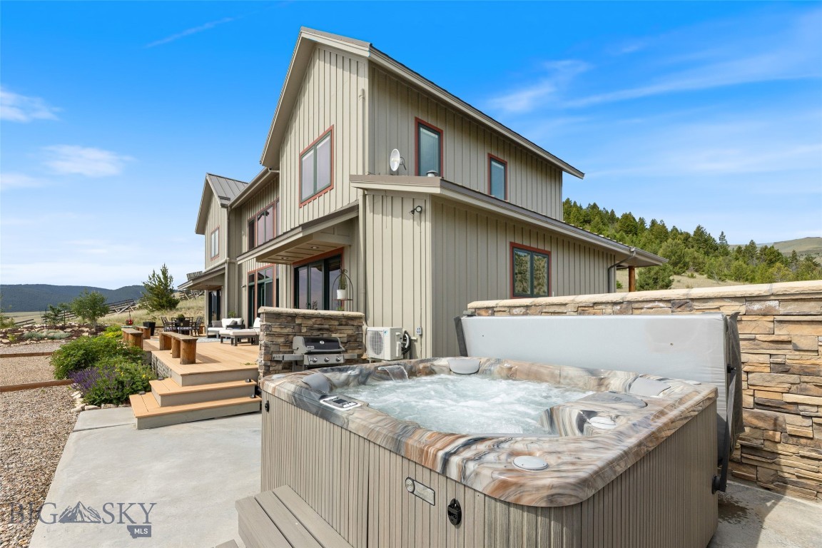 Shining Mountain Unit I - Residential