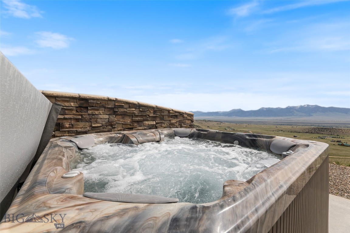 Shining Mountain Unit I - Residential