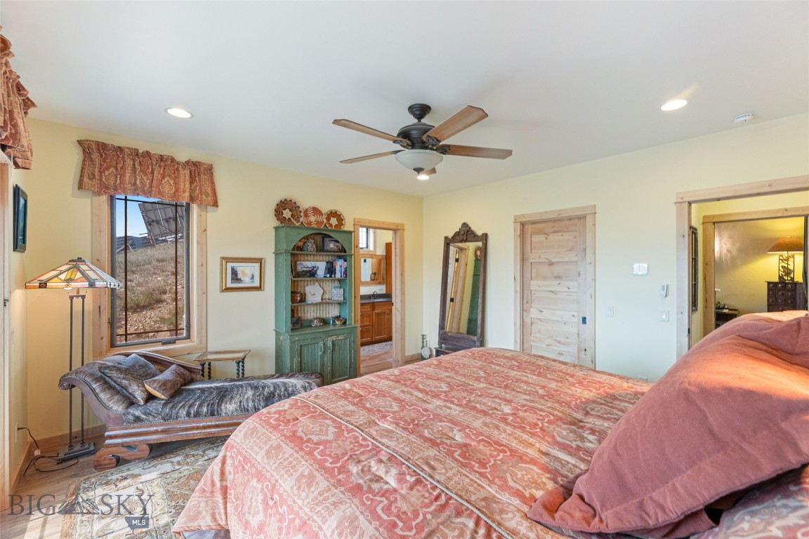 Shining Mountain Unit I - Residential