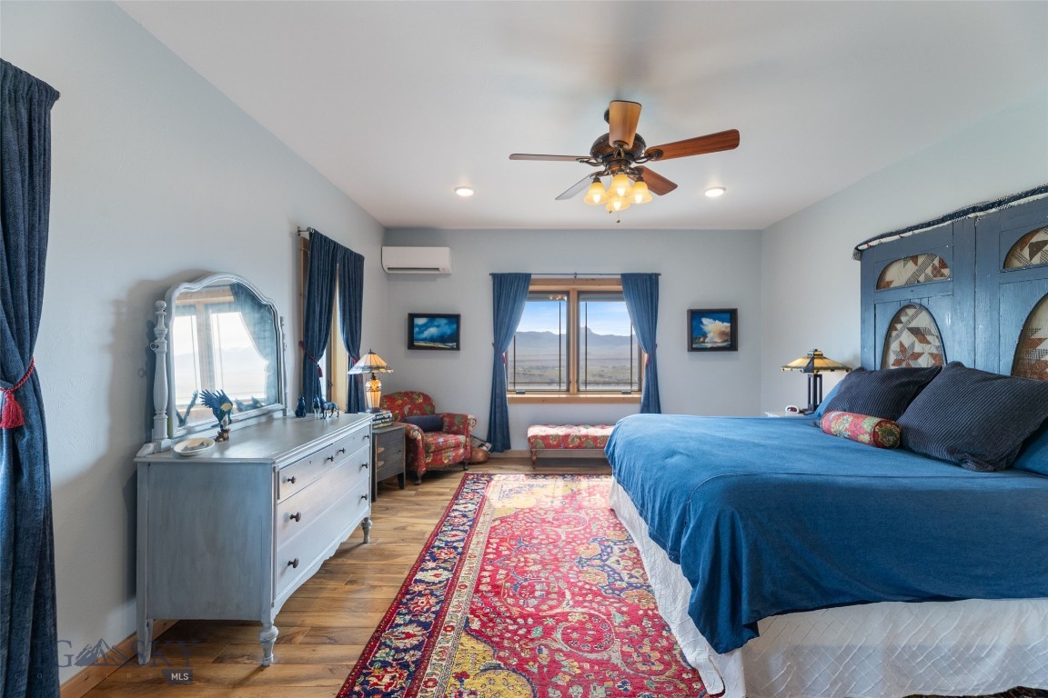 Shining Mountain Unit I - Residential