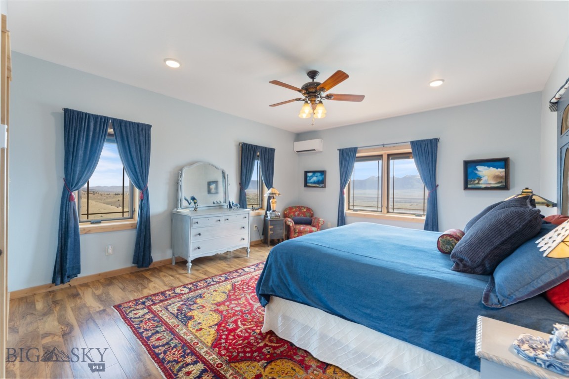 Shining Mountain Unit I - Residential