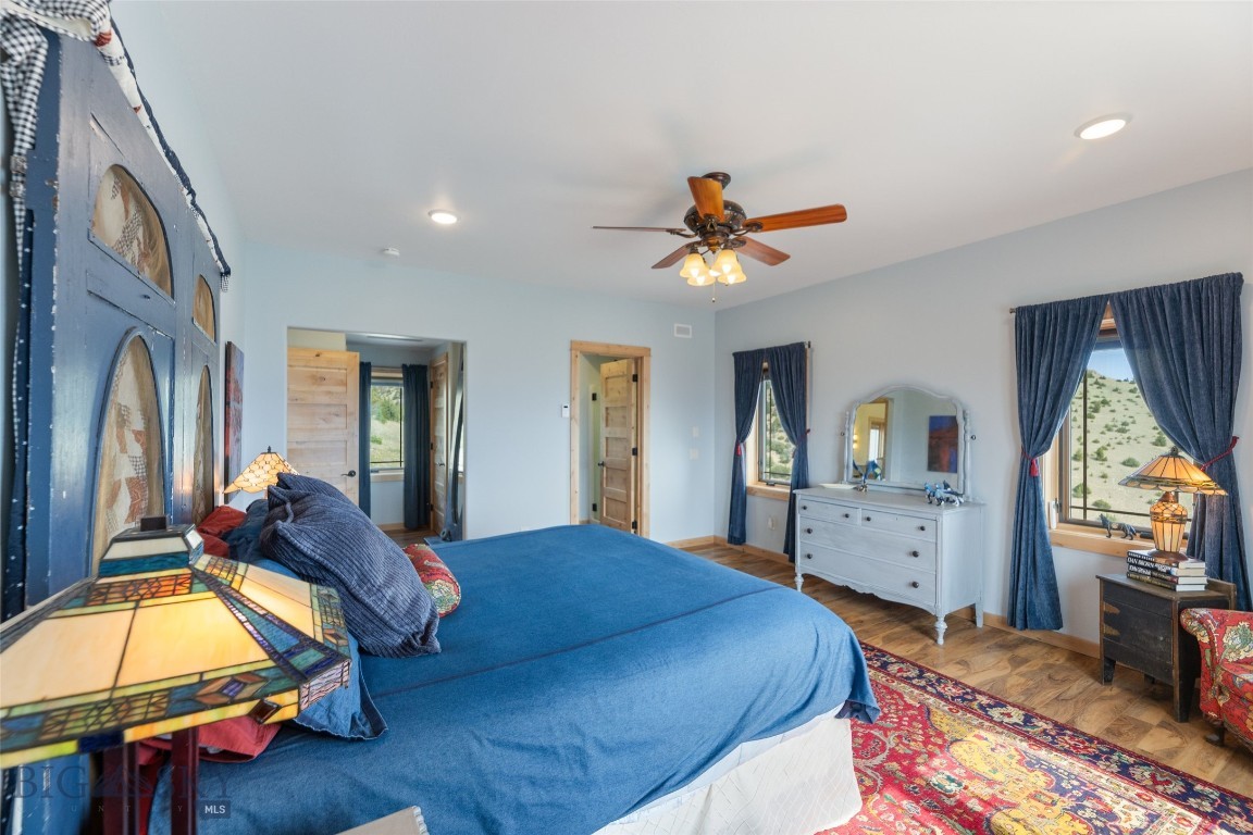 Shining Mountain Unit I - Residential